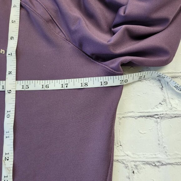 Reebok Woman’s Purple Active Long sleeve full zip jacket size L - Picture 3 of 13